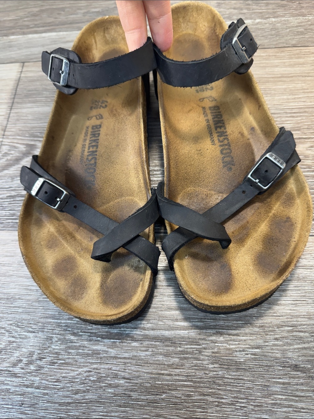 Birkenstock Women's Black Leather Crisscross Buckle Sandals Sz 42 (h171)